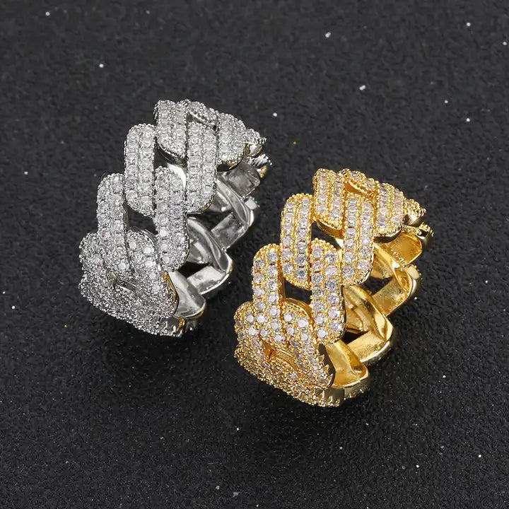 Eclat Elegance: Red Carpet Collection "Entangled Ring"
