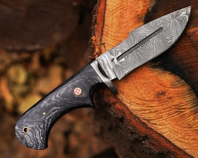 10" Handmade Damascus Bowie Knife, Beautiful Hunting knife, Hand forged Damascus steel knife Non slip Color wood handle leather sheath Gifts