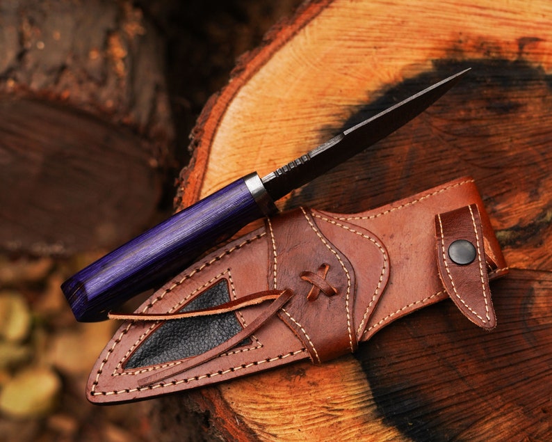10" Handmade Damascus Bowie Knife, Beautiful Hunting knife, Hand forged Damascus steel knife Non slip Color wood handle leather sheath Gifts