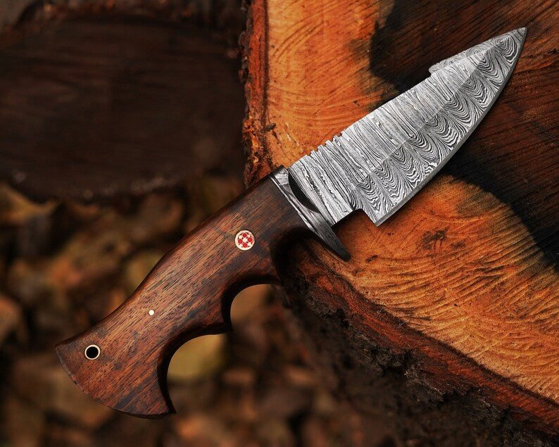 10" Handmade Damascus Bowie Knife, Beautiful Hunting knife, Hand forged Damascus steel knife Non slip Color wood handle leather sheath Gifts