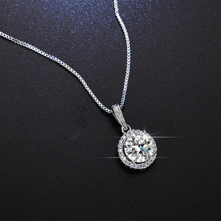 Eclat Elegance: Red Carpet Radiance Collection "Encounter Pendant"